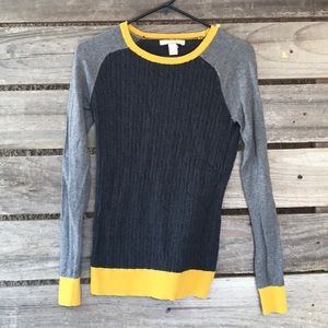 Trendy sweater